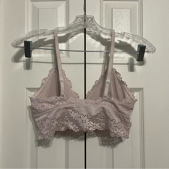 Cream Aerie Bralette - Picture 3 of 4